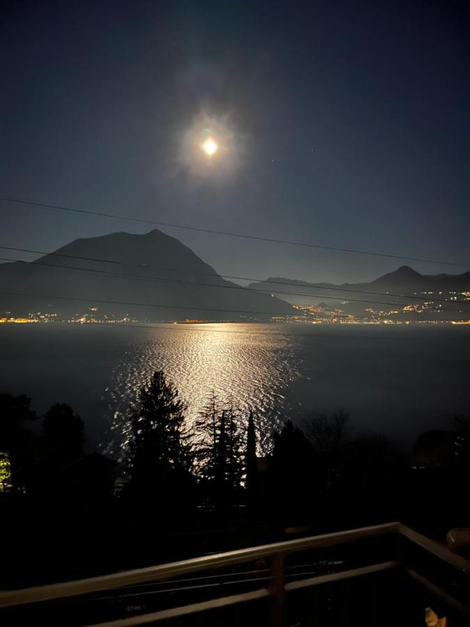La Punta Di 瓦伦纳 外观 照片